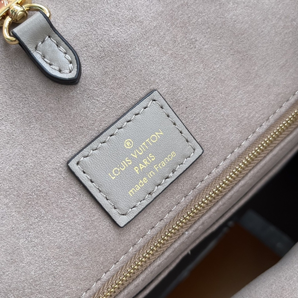 ルイヴィトンバッグ着用イメージ